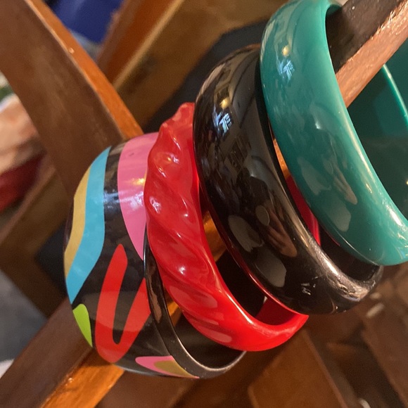 Vintage bangle bracelets 💋 - Picture 10 of 10